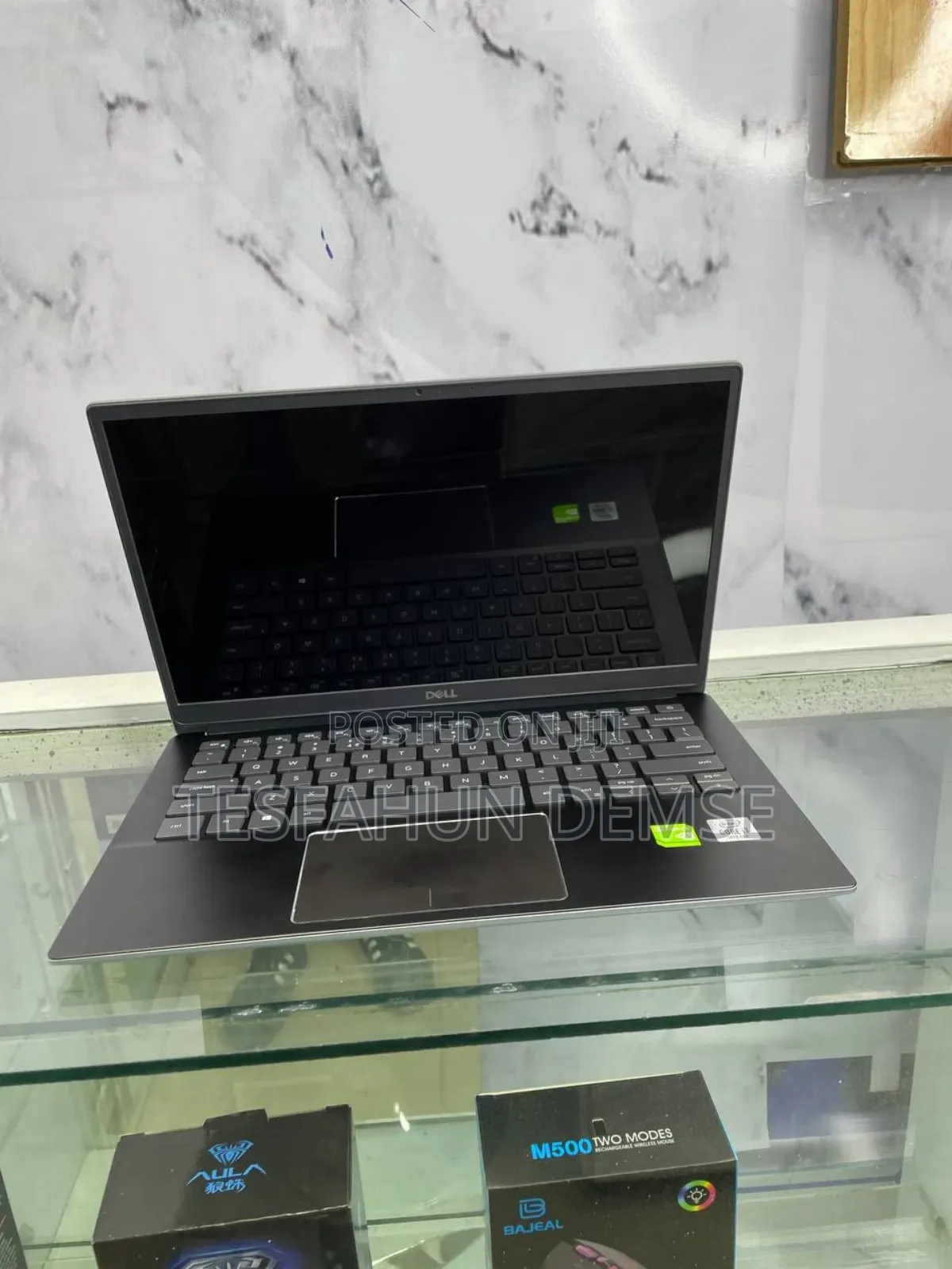 New Laptop Dell Vostro 1220 8GB Intel Core I7 SSD 512GB