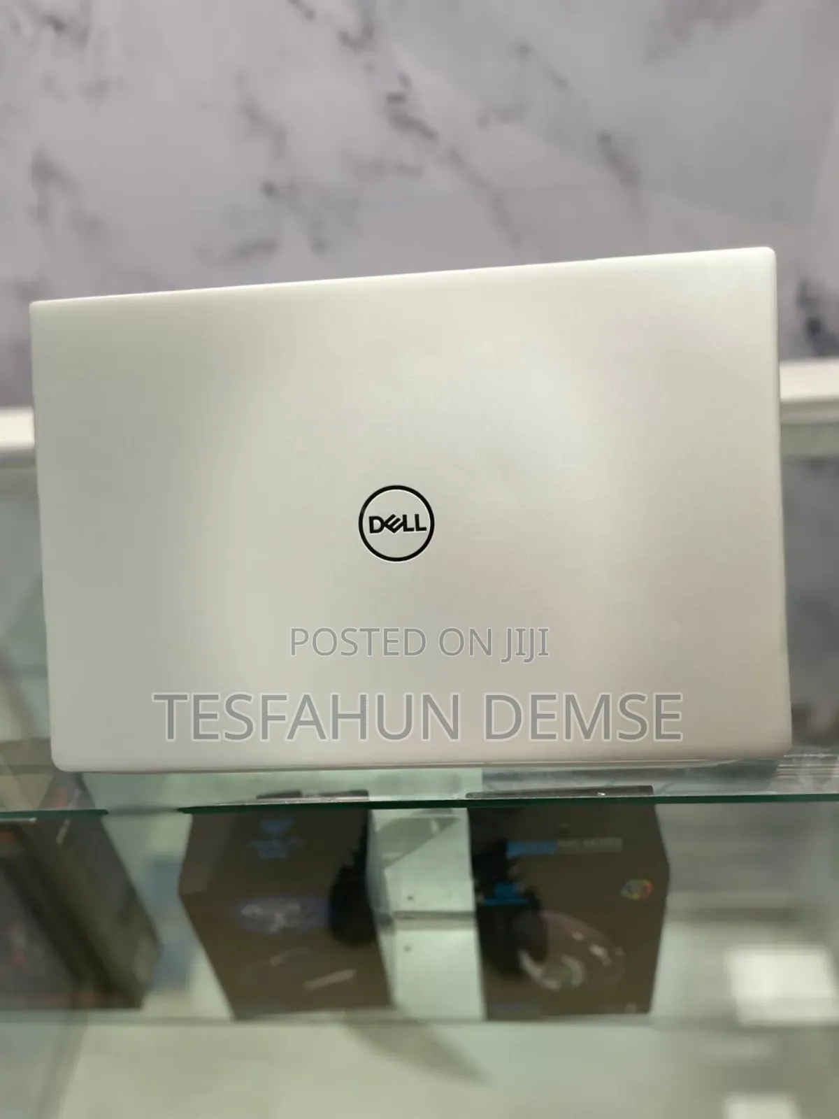 New Laptop Dell Vostro 1220 8GB Intel Core I7 SSD 512GB