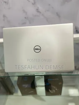 New Laptop Dell Vostro 1220 8GB Intel Core I7 SSD 512GB