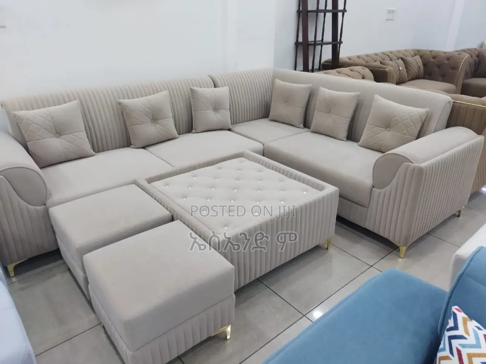 B Design With Table #Code 6