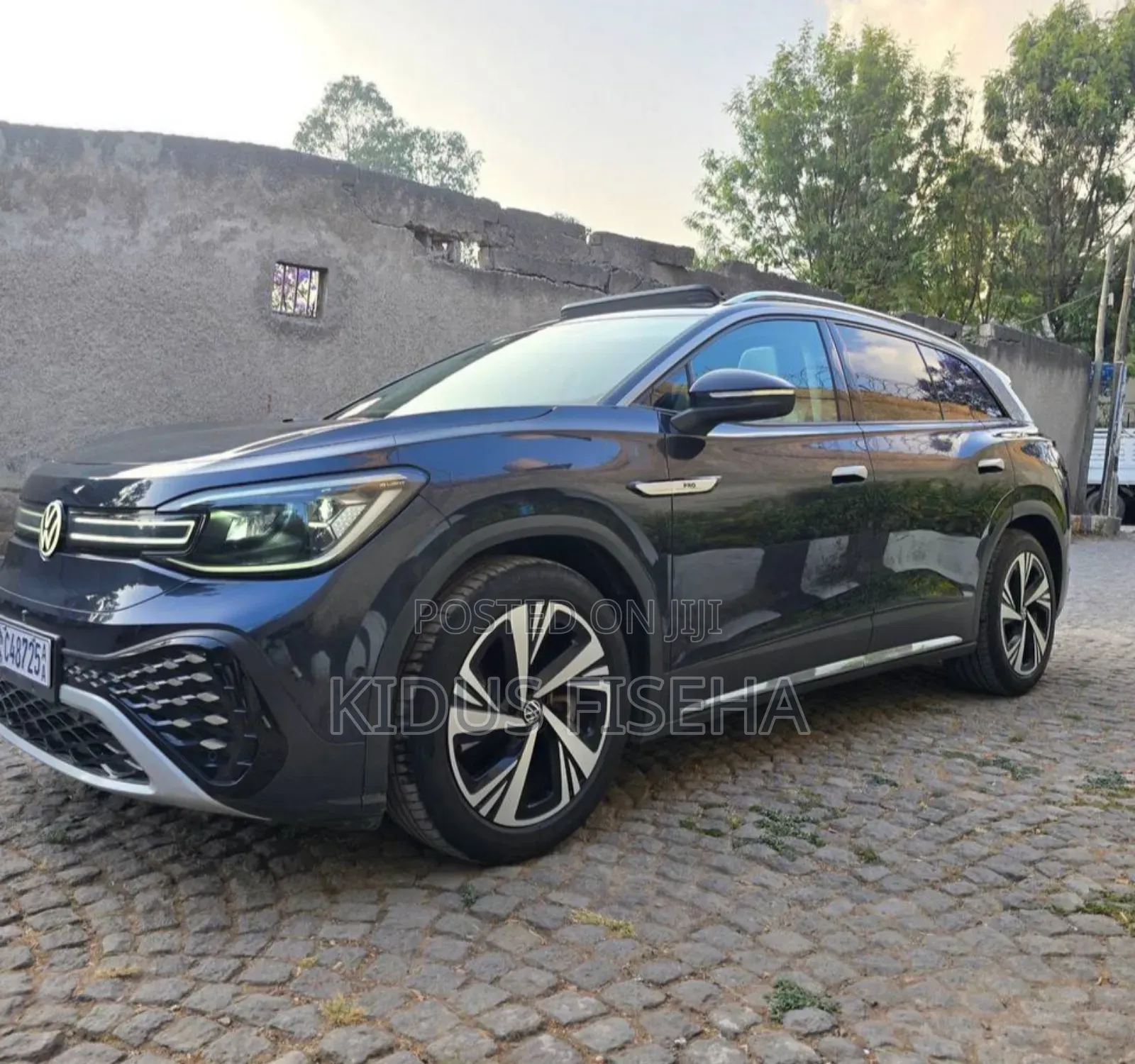 Volkswagen ID.6 2023 Blue