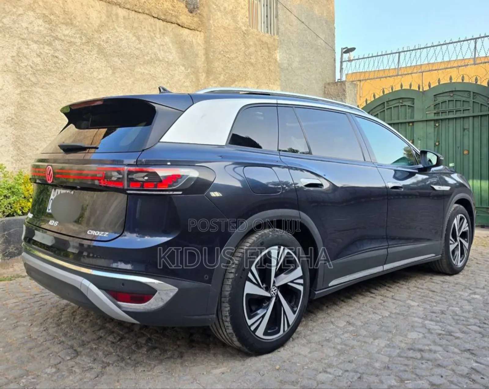 Volkswagen ID.6 2023 Blue