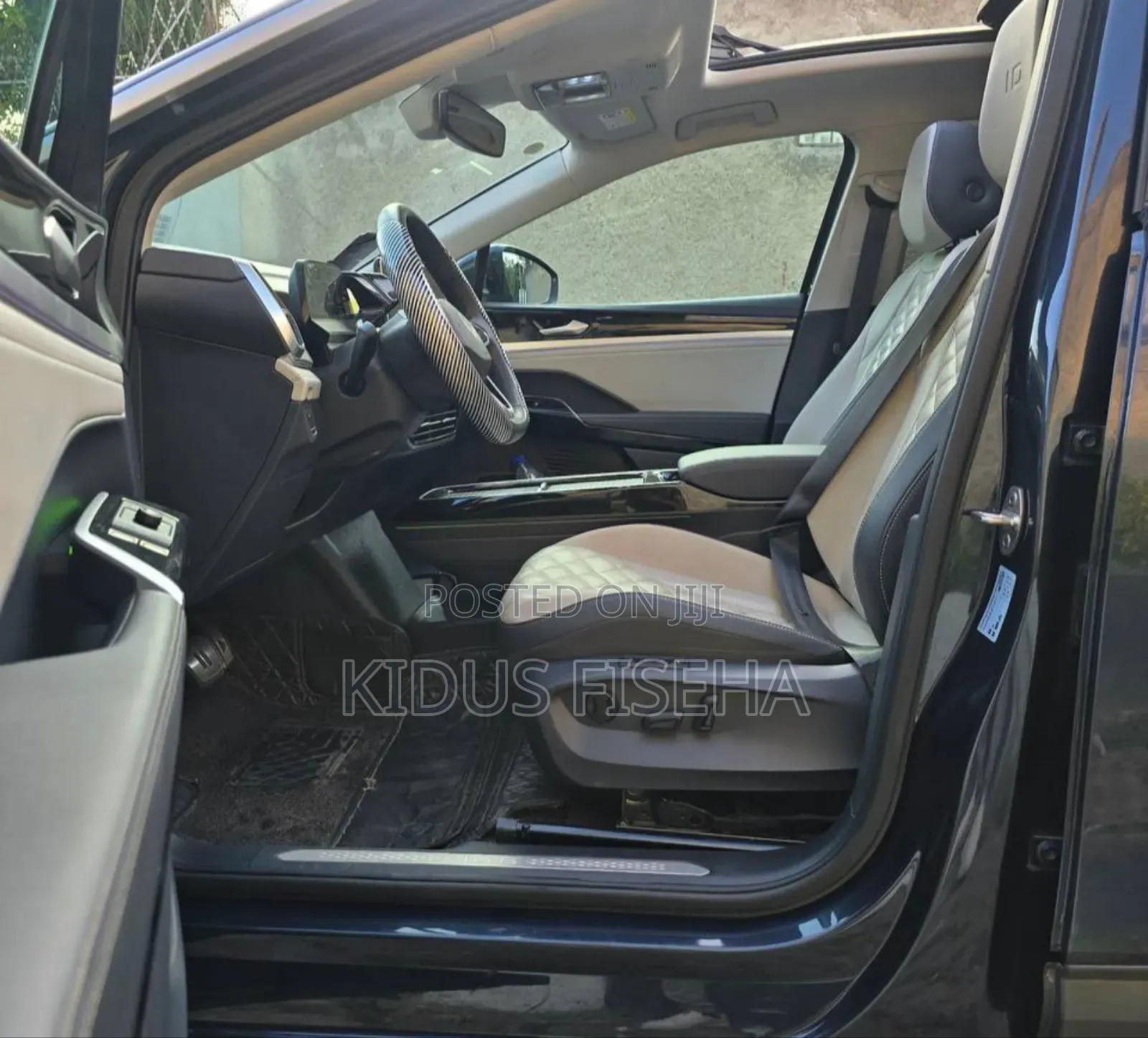 Volkswagen ID.6 2023 Blue