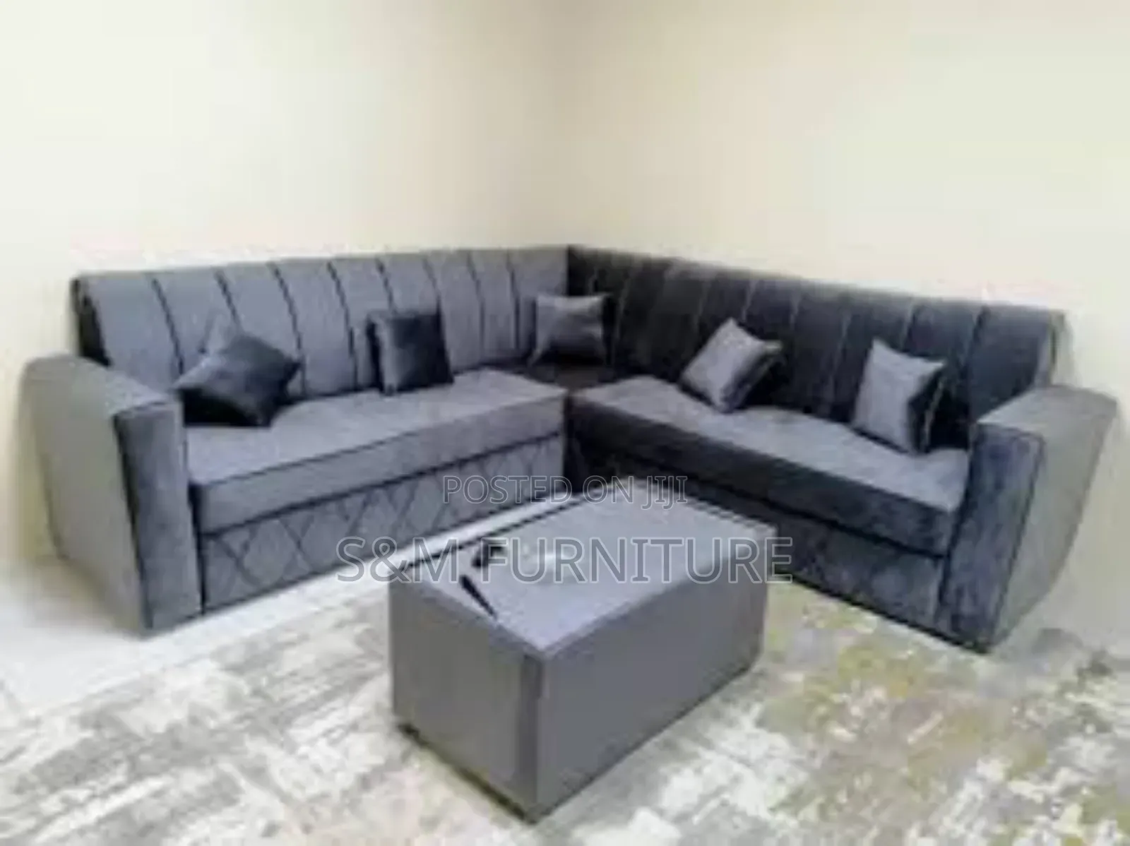 Quality Gray Color L Shape Sofa With Table. ሶፋ