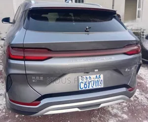 BYD Song Plus 1.5 CVT Hybrid FWD 2024 Silver