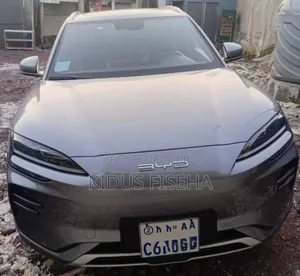 BYD Song Plus 1.5 CVT Hybrid FWD 2024 Silver