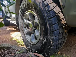 Mitsubishi L200 1998 Gray