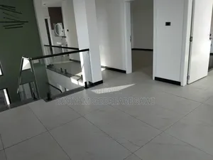 7bdrm House in G+2, Yeka for rent