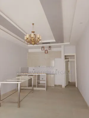 5bdrm Villa in Villa, Yeka for rent