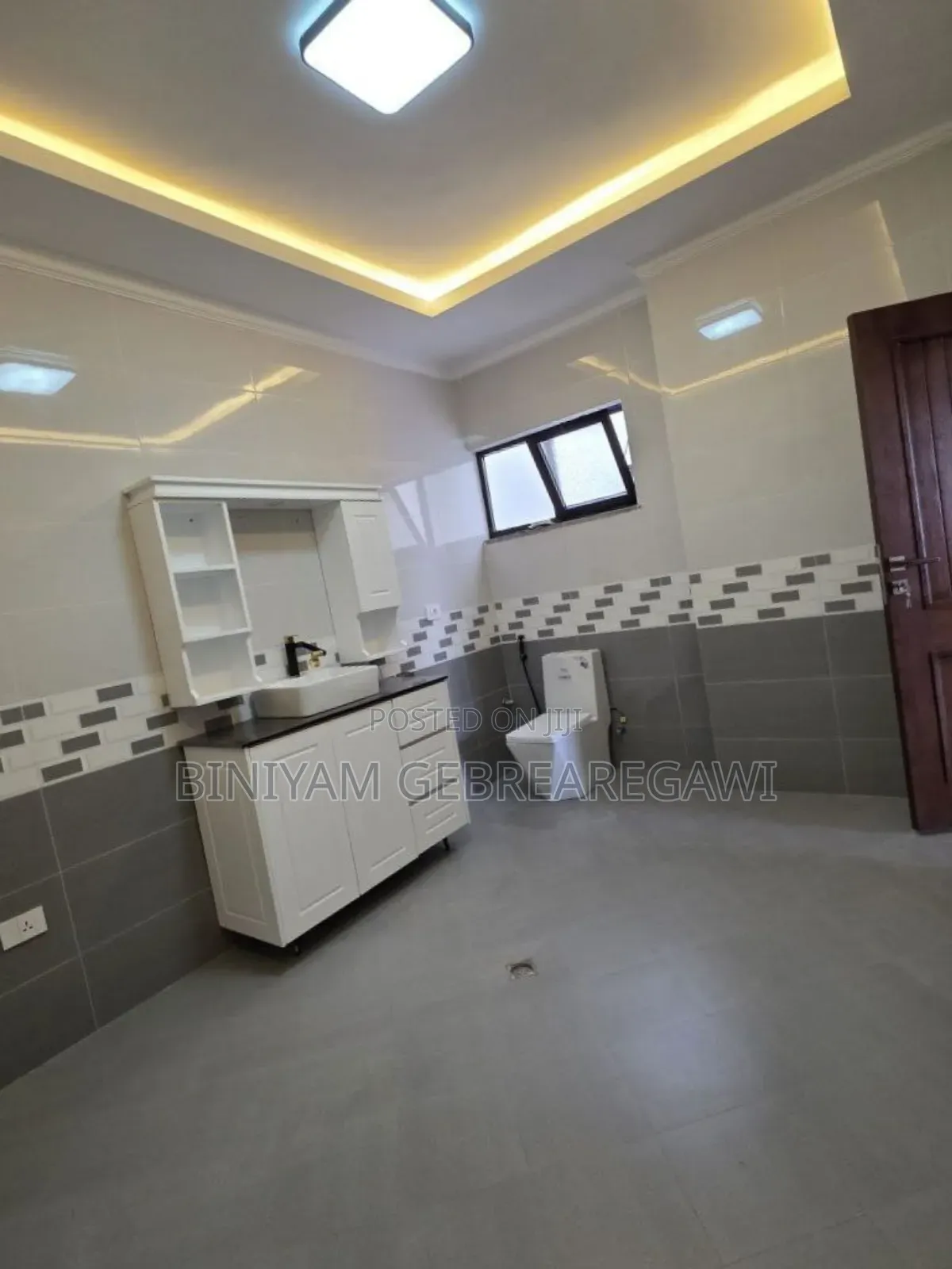 9bdrm House in G+2, Yeka for rent