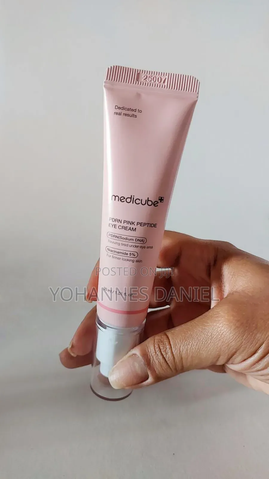 Medicube PDRN Pink Peptide Eye Cream
