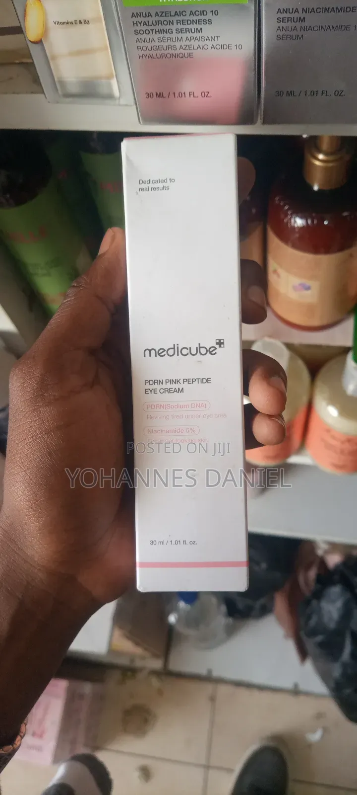 Medicube PDRN Pink Peptide Eye Cream