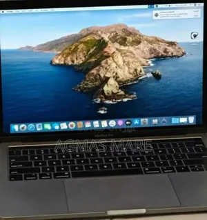 New Laptop Apple MacBook Pro 2019 16GB Intel Core i7 SSD 256GB