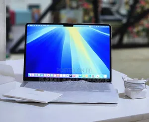 New Laptop Apple MacBook Air 2025 M4 13-Inch 16GB Apple M4 SSD 256GB