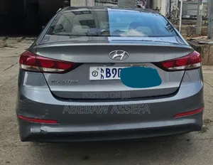 Hyundai Elantra 2016 Gray