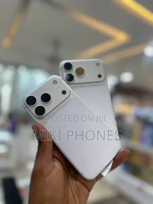 New Apple iPhone 17 Pro Max 256 GB White