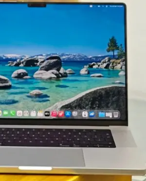 New Laptop Apple MacBook Pro M1 16GB Apple M1 Pro SSD 512GB