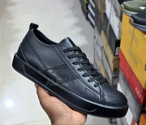 New Arrival Rushin Flat Sneakers