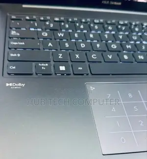 New Laptop Asus ZenBook 13 UX331UN 16GB Intel Core I7 SSD 512GB