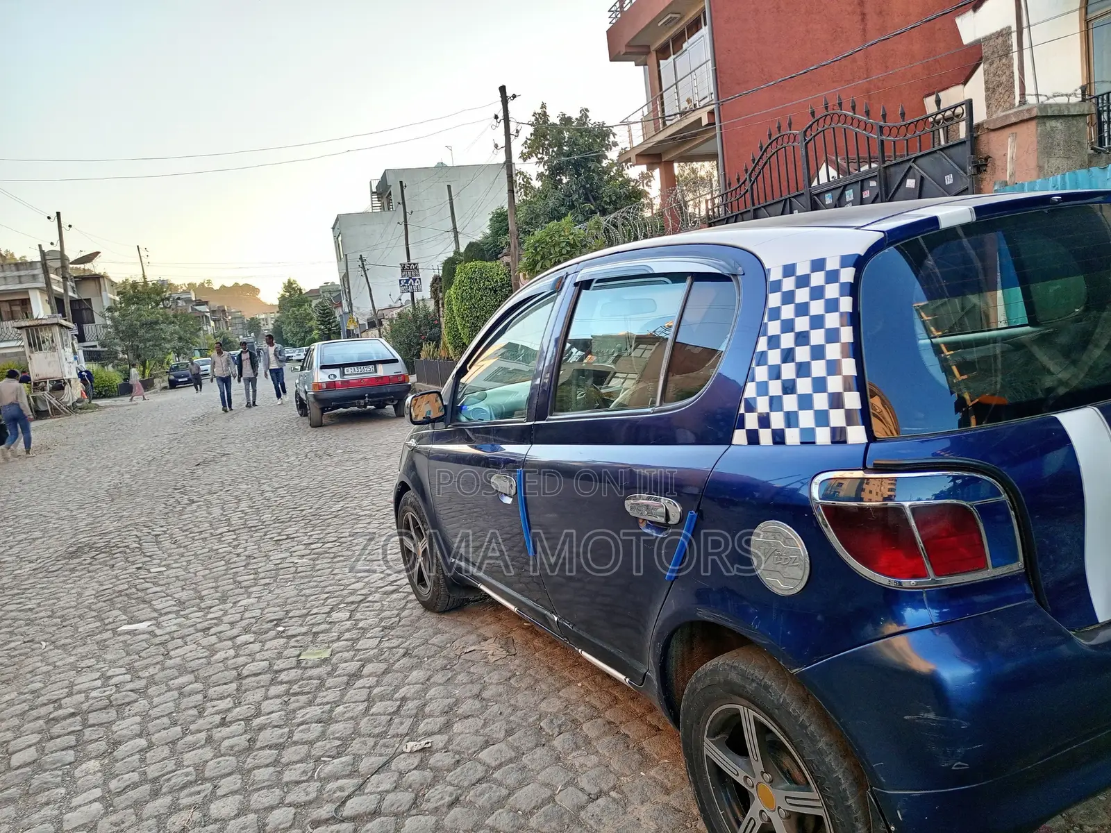 Toyota Vitz 1.0 FWD 3dr 2000 Blue