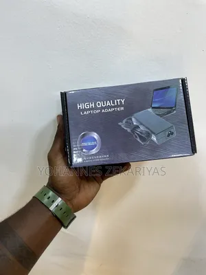 Photo - Hp Pc Charger Blue Pin