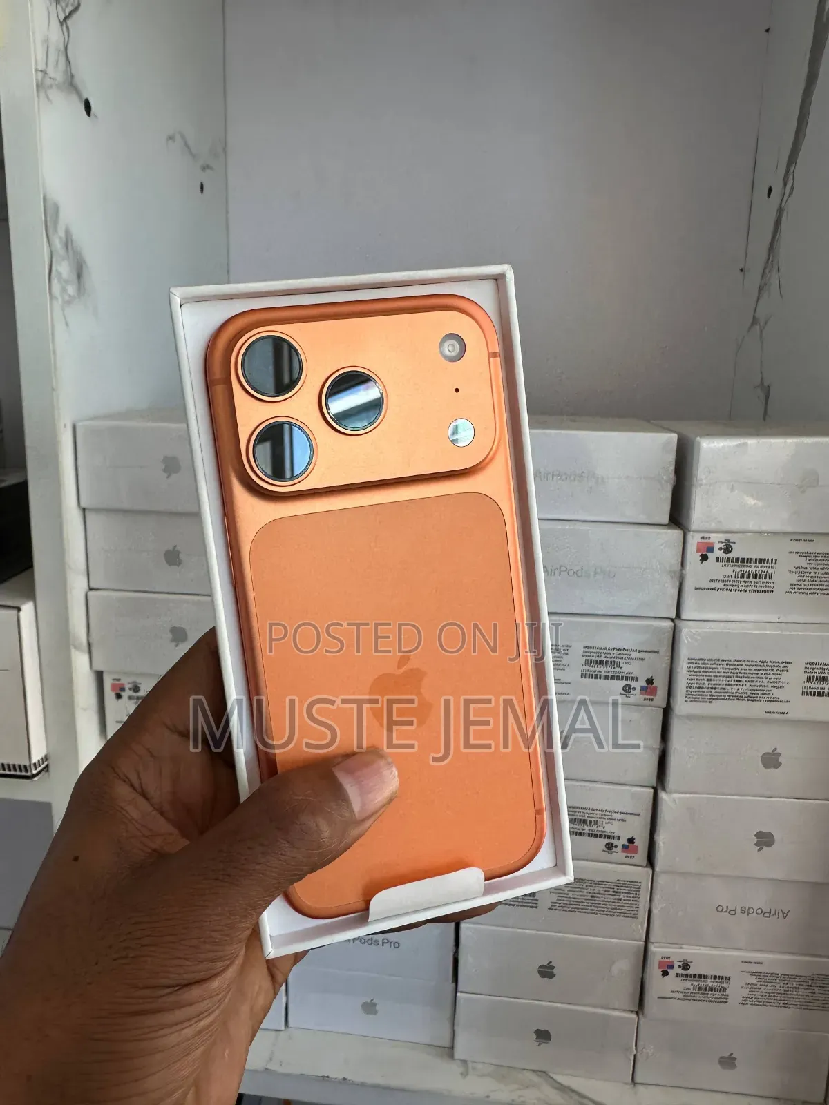 New Apple iPhone 17 Pro 256 GB Orange
