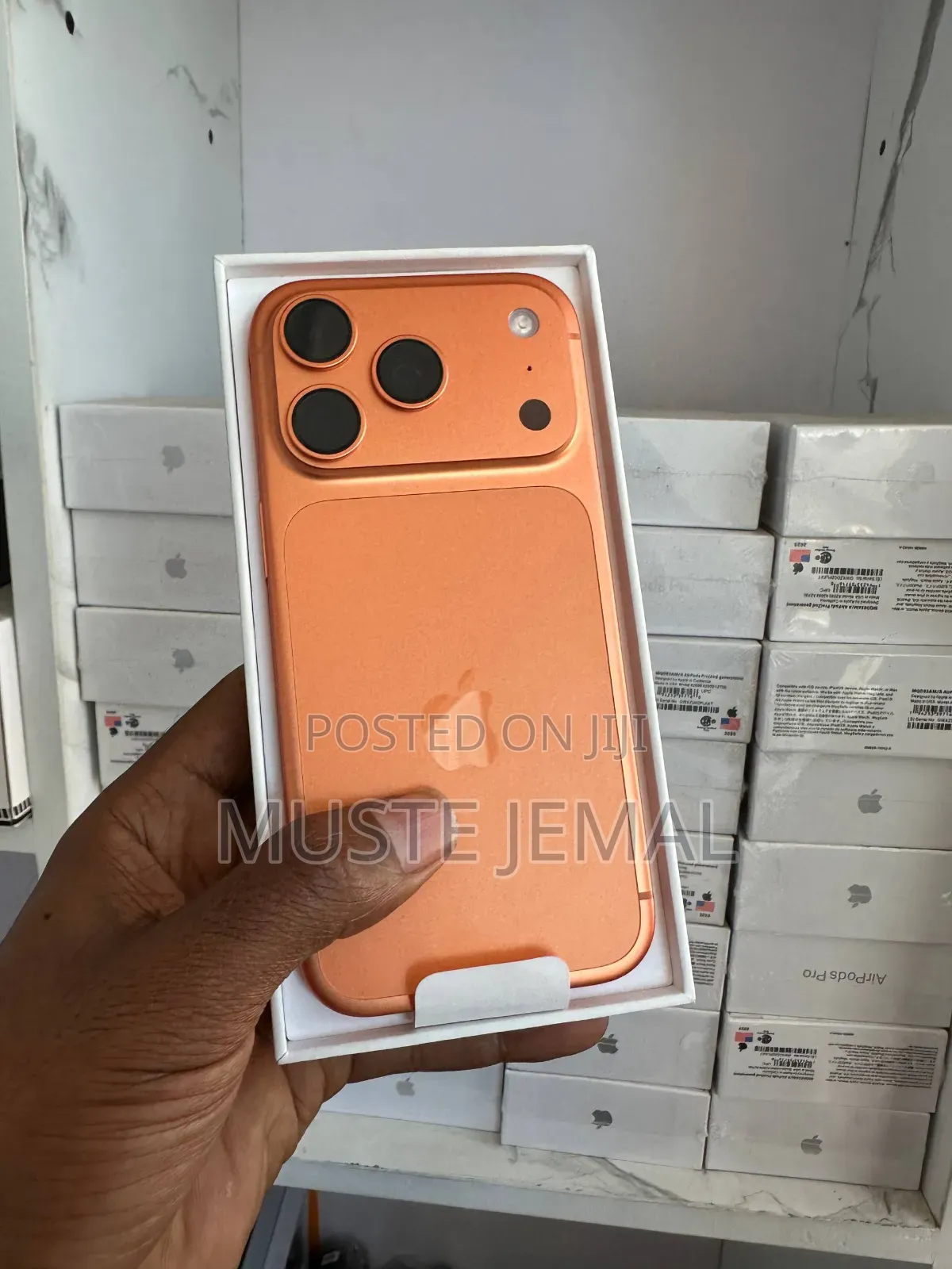 New Apple iPhone 17 Pro 256 GB Orange