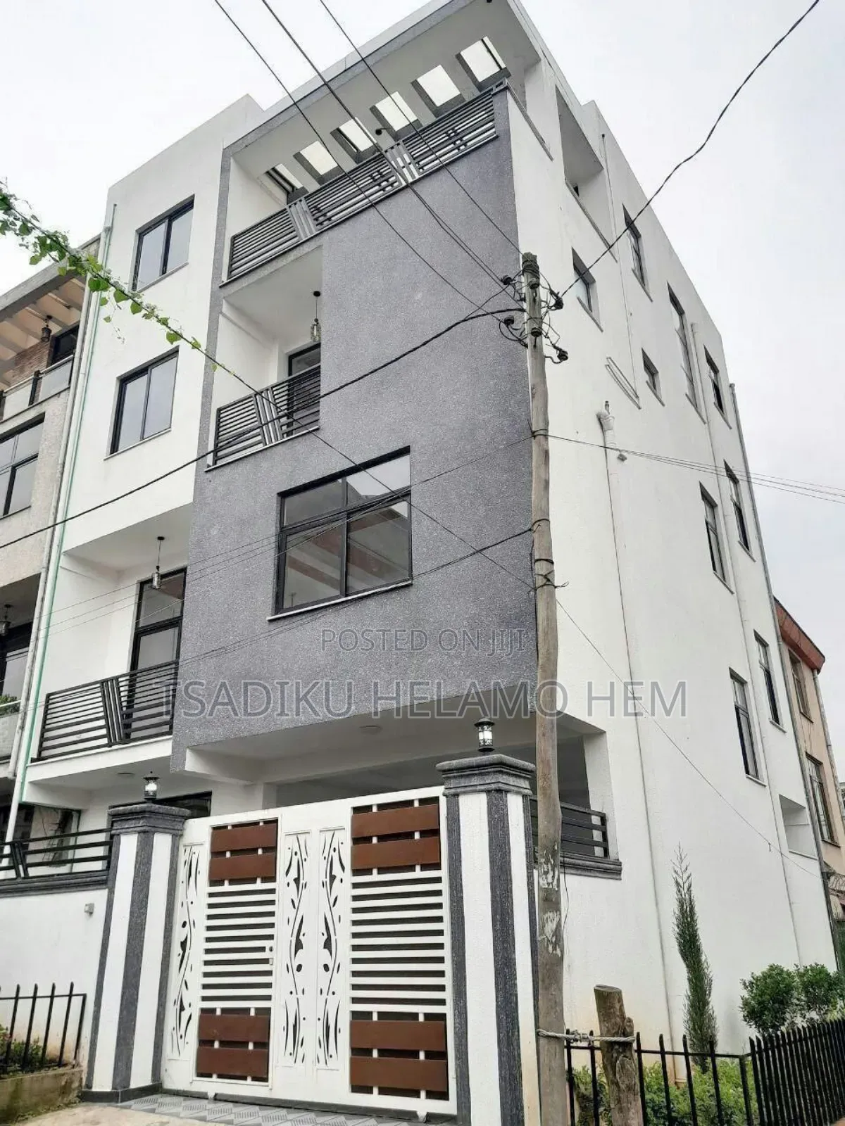 Furnished 6bdrm Townhouse/Terrace in G+3, Bole for sale