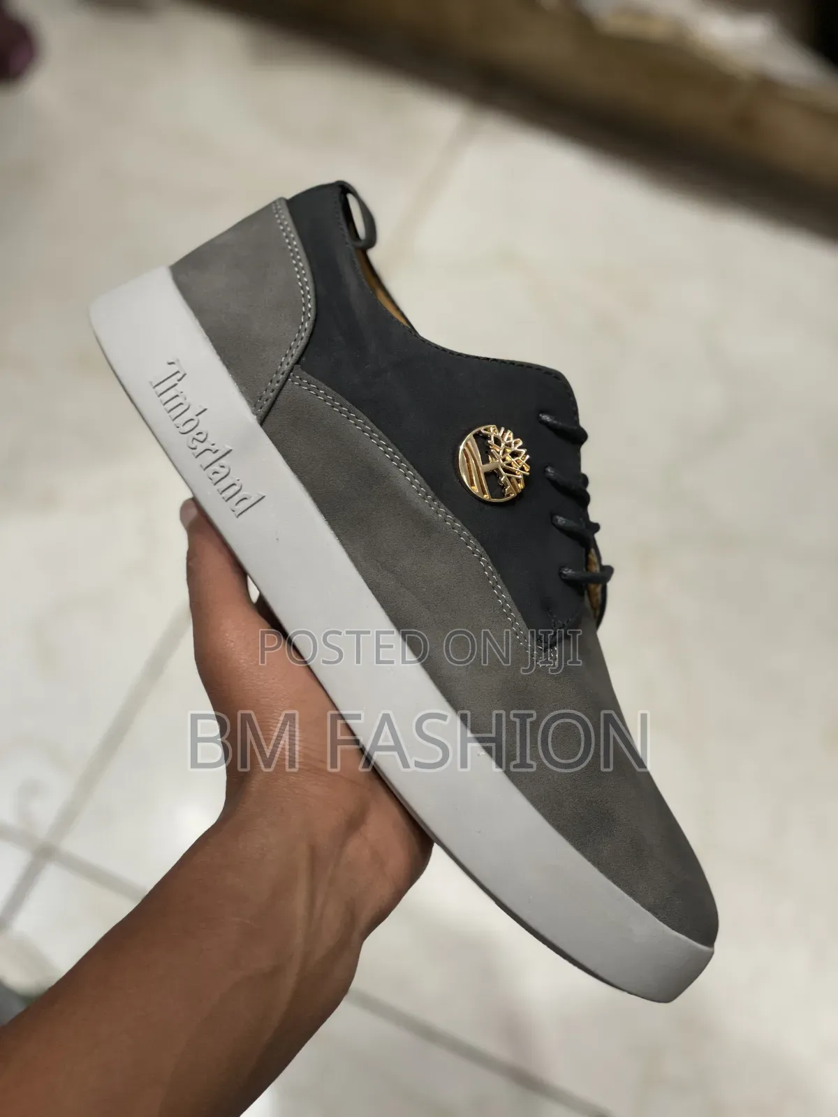 Original Timberland Men's Leather Shoes (With Free Delivery )