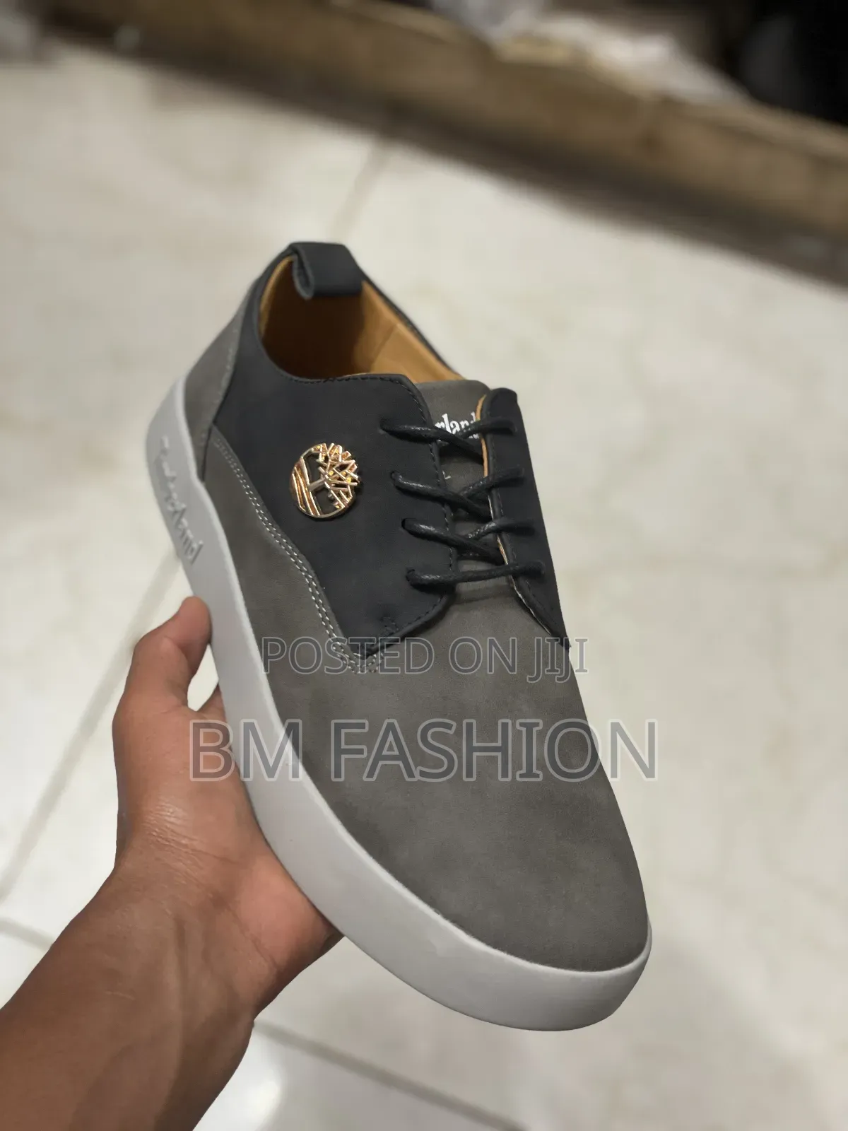 Original Timberland Men's Leather Shoes (With Free Delivery )