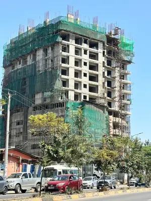 3bdrm Apartment in Elfigh, Kirkos for sale