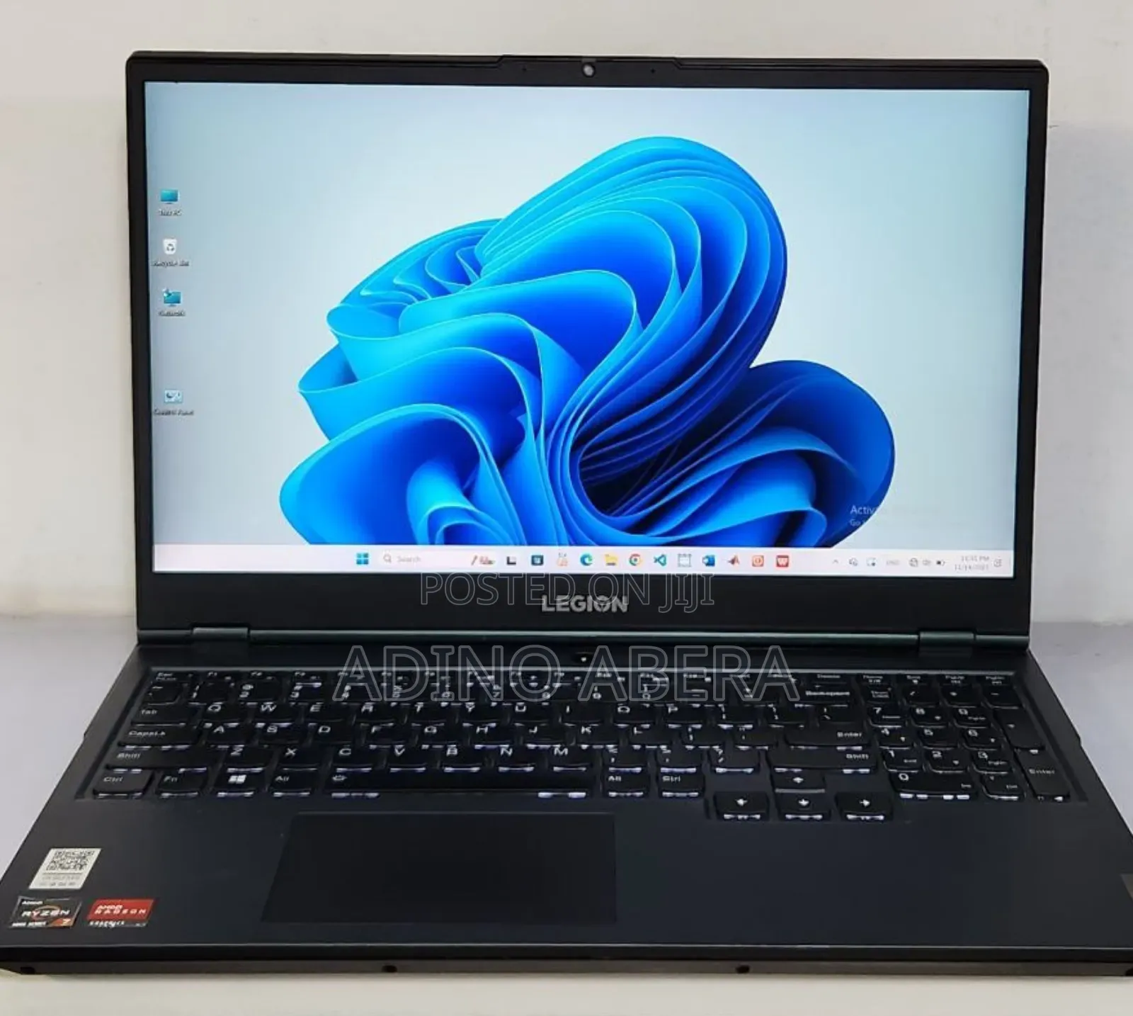 New Laptop Lenovo 16GB AMD Ryzen 7 SSD 1T