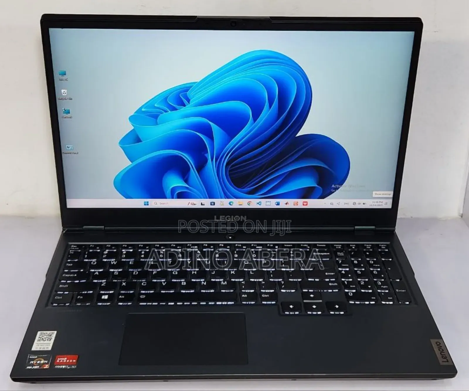 New Laptop Lenovo 16GB AMD Ryzen 7 SSD 1T