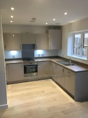 Furnished 2bdrm Apartment in ጃንቦ, Lideta for sale