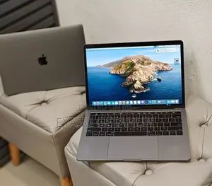 New Laptop Apple MacBook Pro 2019 16GB Intel Core I7 SSD 1T