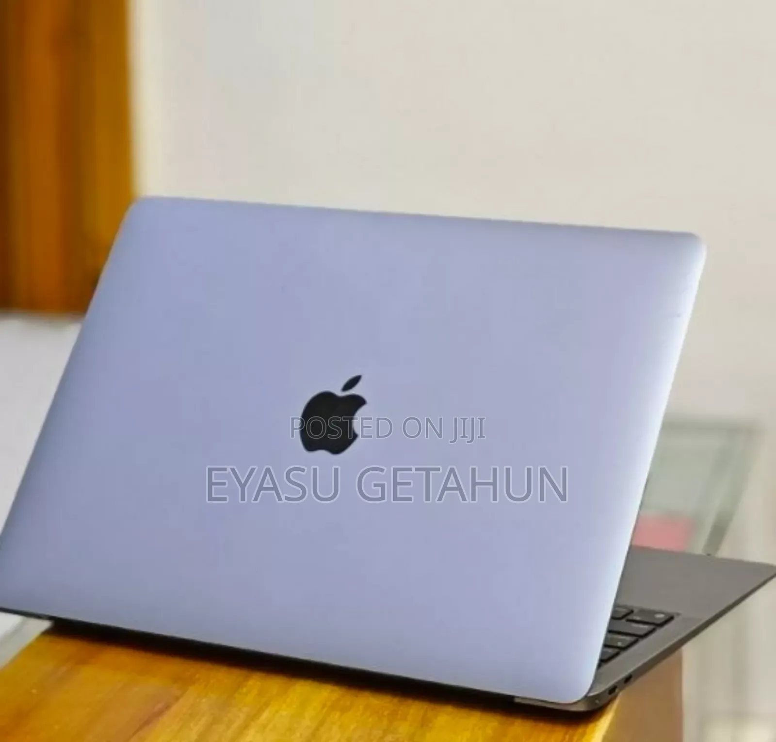 New Laptop Apple MacBook Air 2020 M1 8GB Apple M1 SSD 256GB