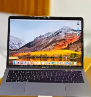 New Laptop Apple MacBook Pro 2019 16GB Intel Core I5 SSD 256GB