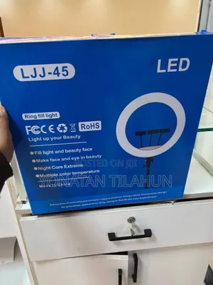 Photo - Ring Light 18 Inch