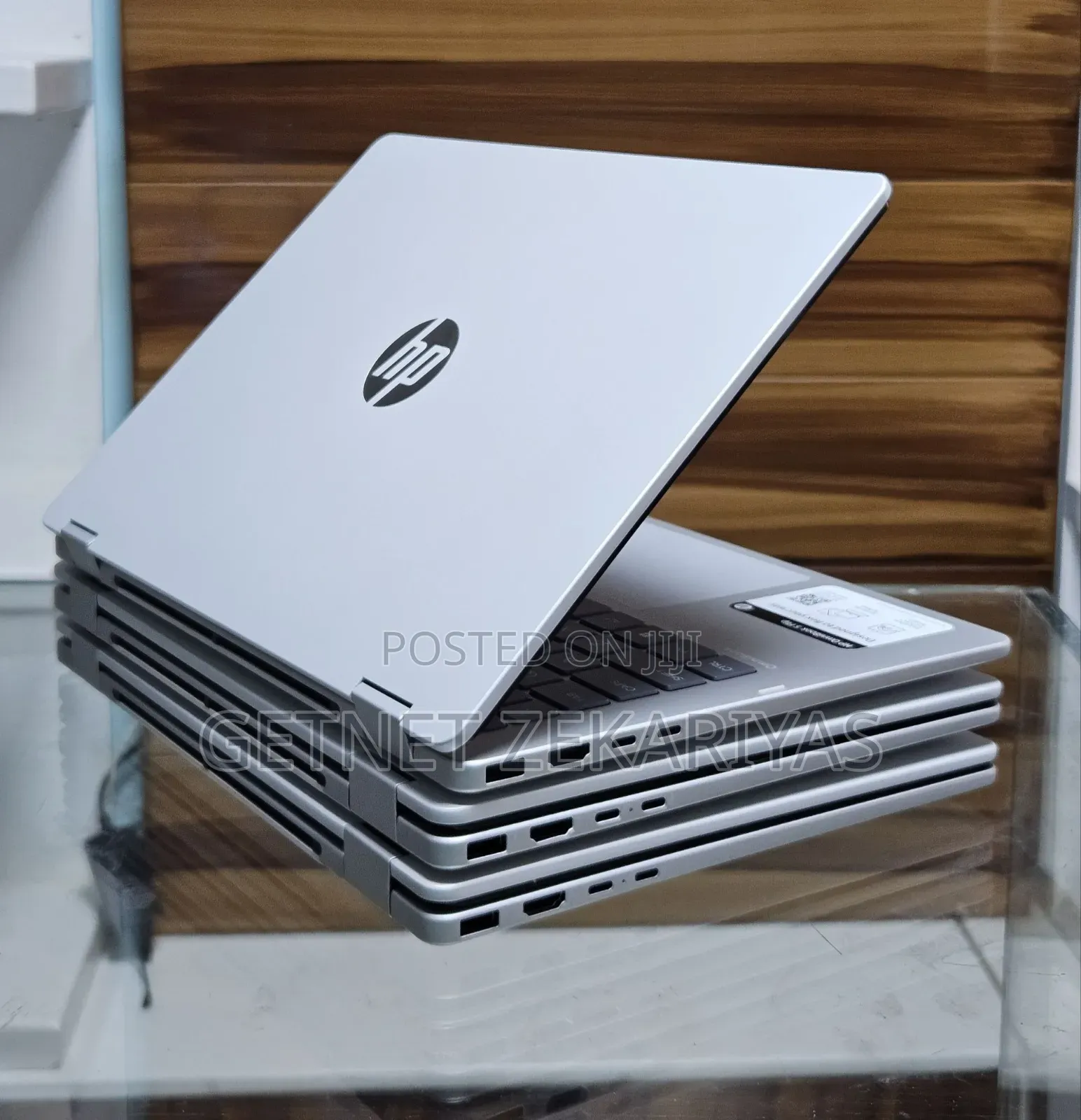 New Laptop HP OmniBook 5 Flip 8GB Intel Core 5 SSD 512GB