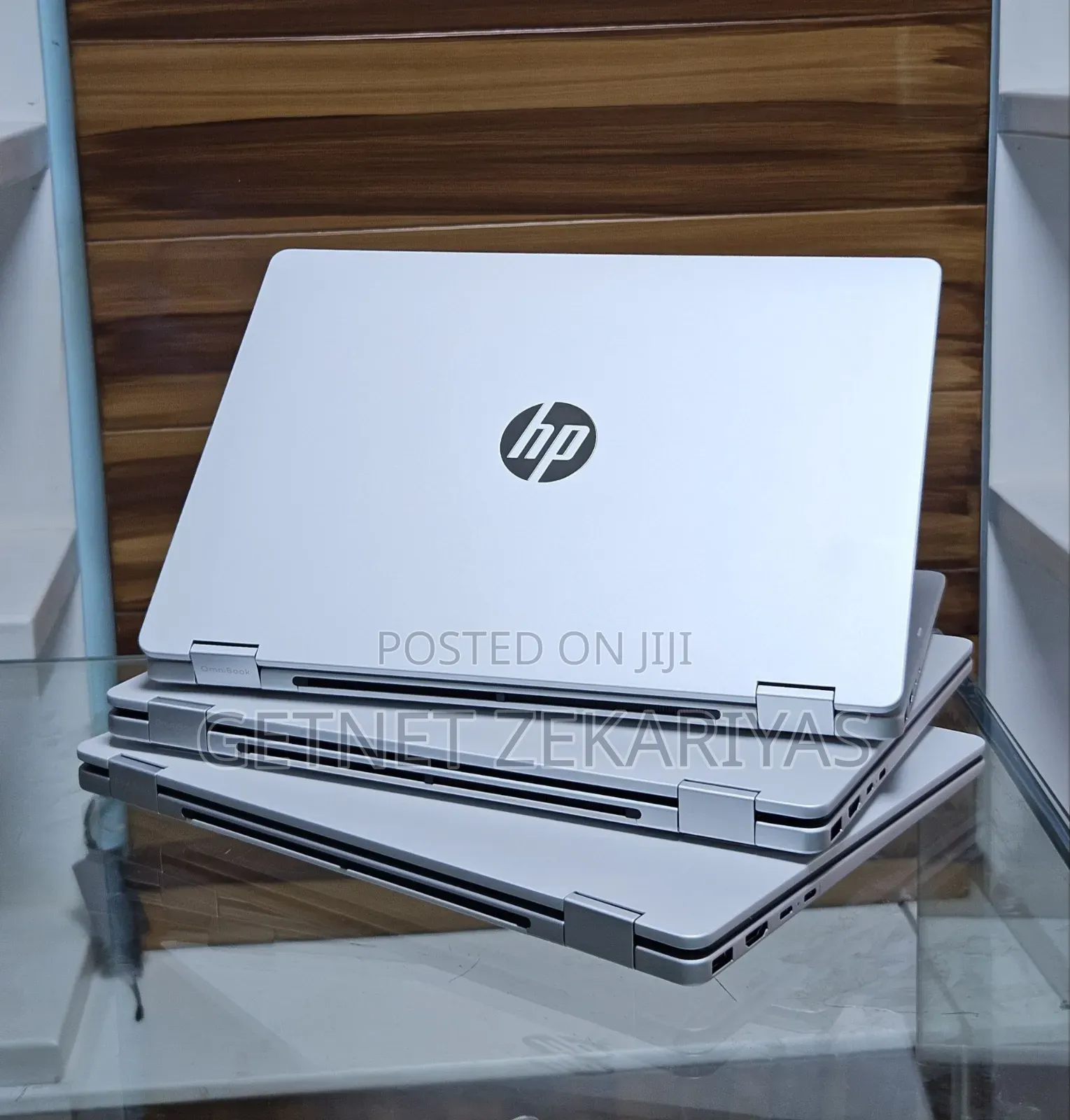 New Laptop HP OmniBook 5 Flip 8GB Intel Core 5 SSD 512GB