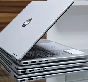 New Laptop HP 8GB Intel Core 5 SSD 512GB