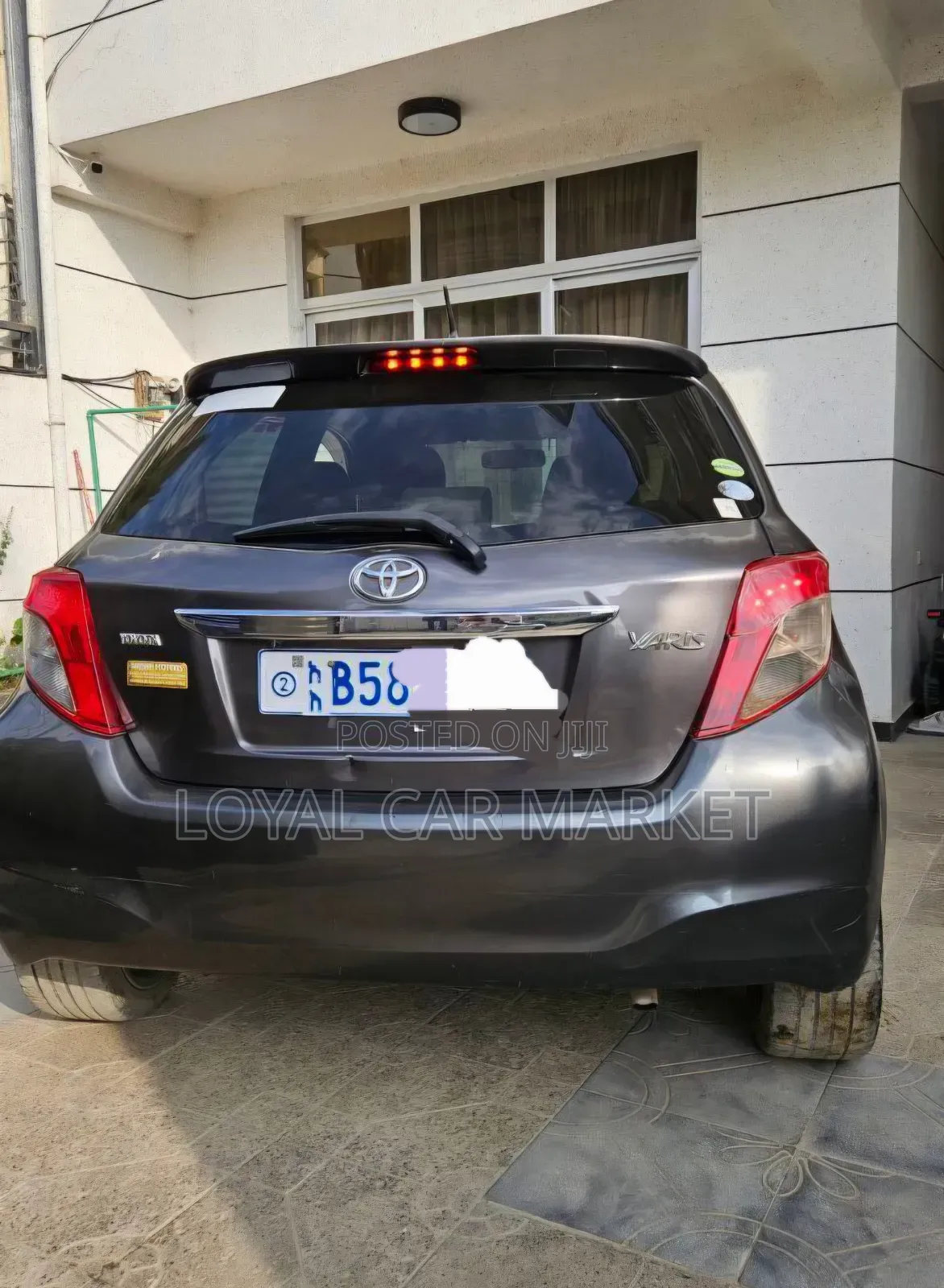 Toyota Yaris 2013 Gray