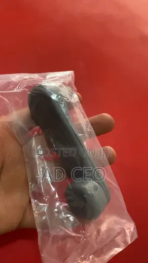 Photo - Window Manela