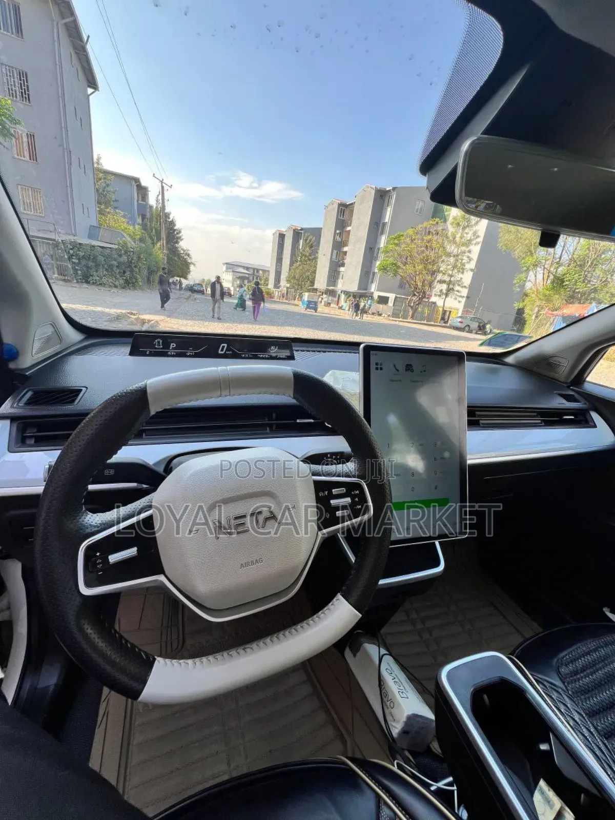 Hozon Neta Aya 2024 Beige