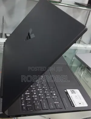 New Laptop HP Victus 15 16GB Intel Core I7 SSD 512GB