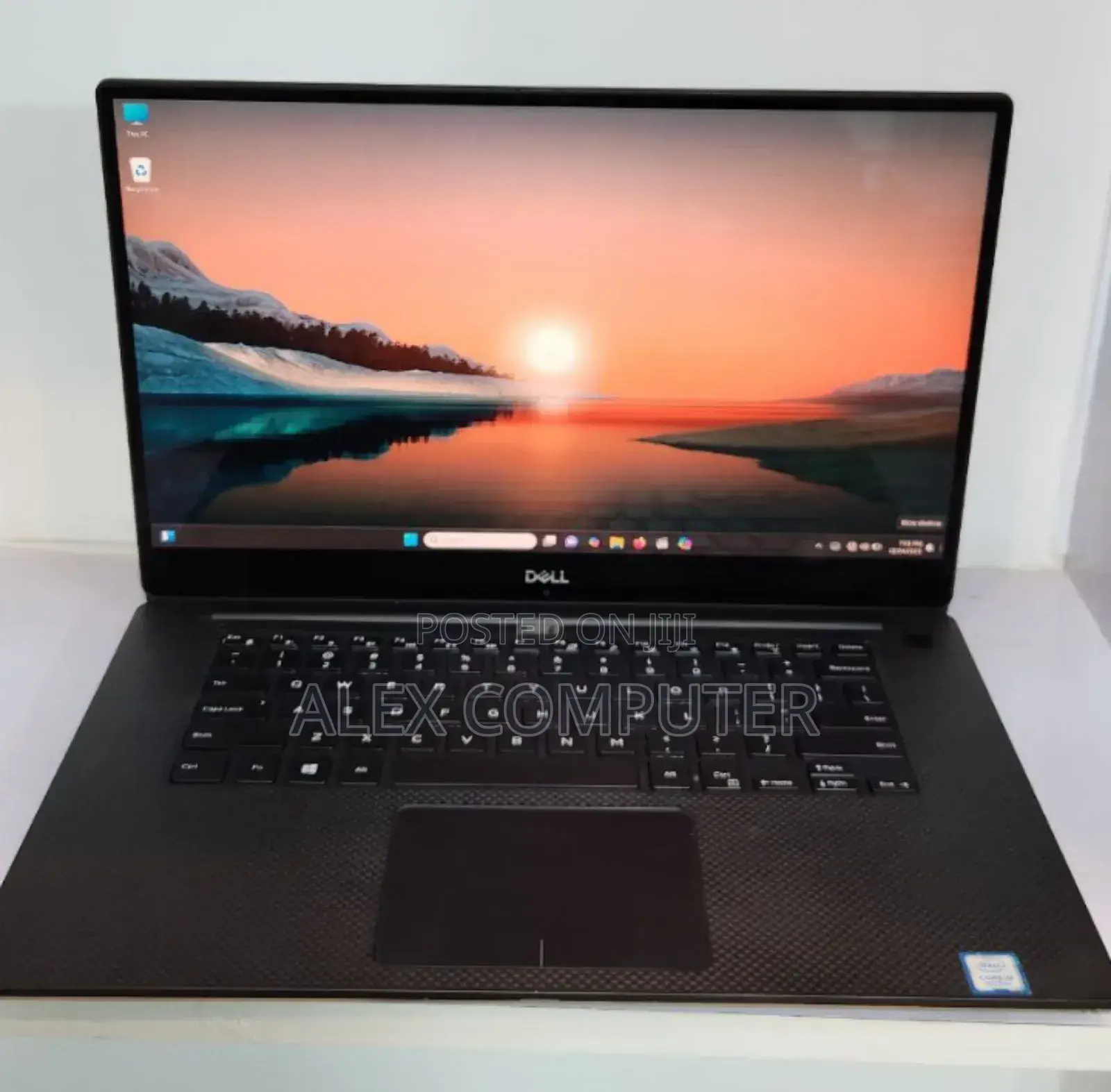New Laptop Dell Precision 5540 16GB Intel Core i9 SSD 512GB
