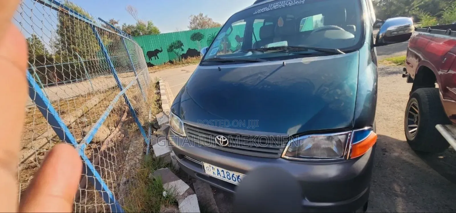 Toyota HiAce 2002 Gray