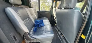 Toyota HiAce 2002 Gray