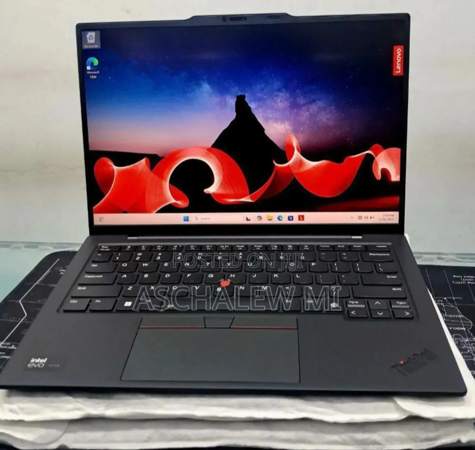 New Laptop Lenovo ThinkPad X1 Carbon 32GB Intel Core Ultra 7 SSD 512GB