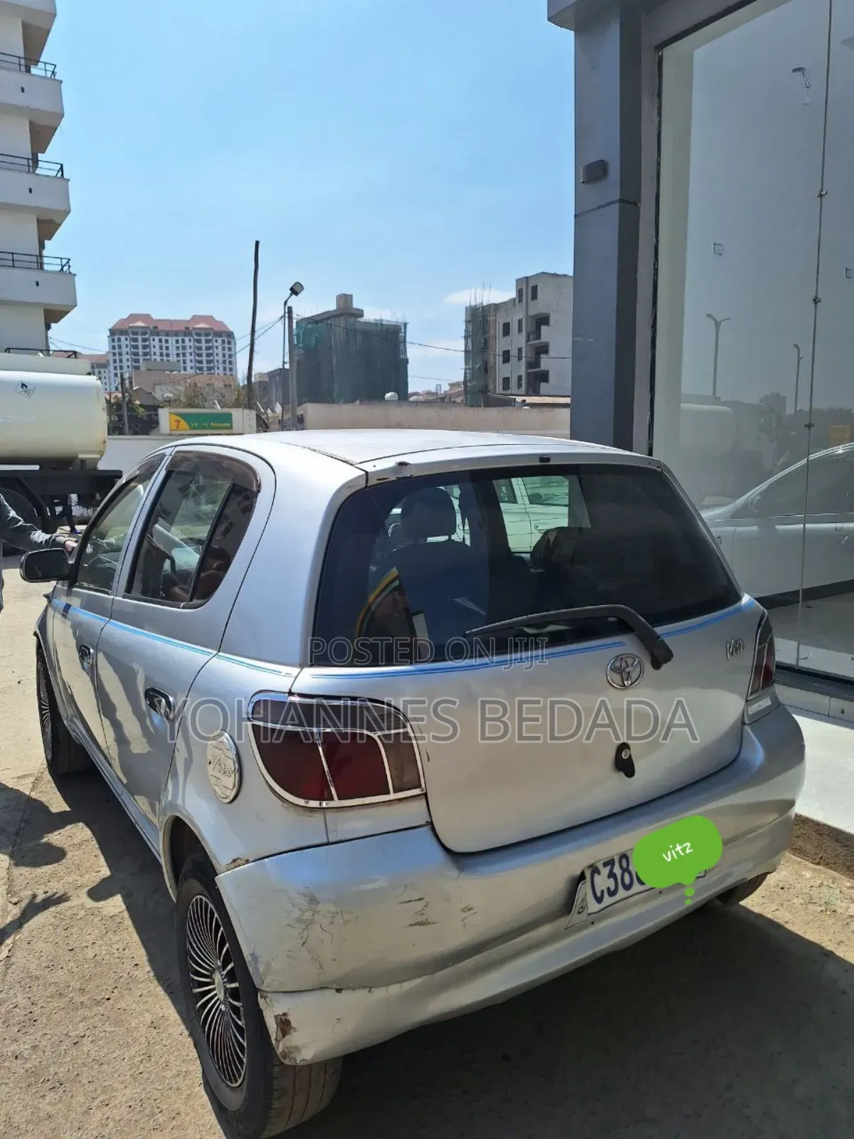 Toyota Vitz 2001 Silver